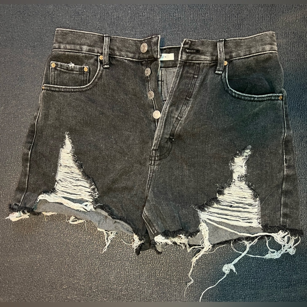 PACSUN shorts 💕 black denim - distressed